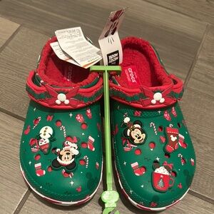 Crocs Green Holiday Clogs with Mickey Mouse Design